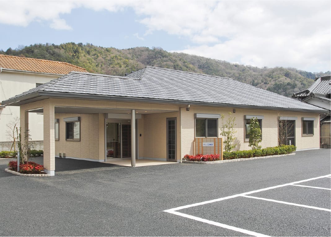 自立支援型デイサービスセンター　リプロス